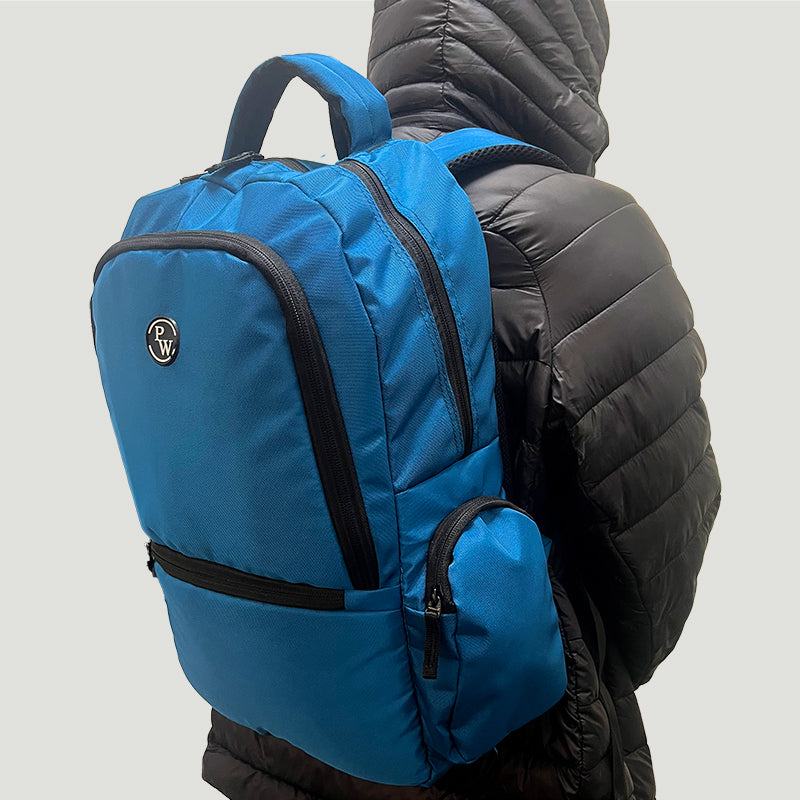 30L Essential Backpack | Peacock Blue